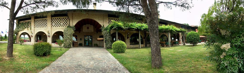 Agriturismo Isola Augusta Palazzolo dello Stella Luaran gambar